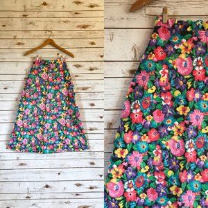 COPY - Gorgeous 80's Vintage  Floral Denim Skirt Size 26